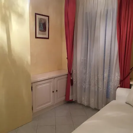 Bed & Breakfast Manu D'hote Les Issambres