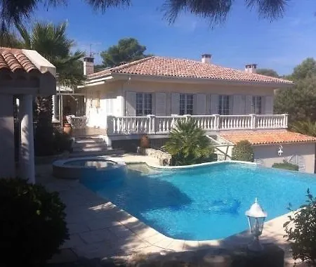 Manu D'hote Bed & Breakfast Les Issambres